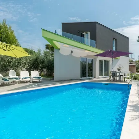 Luxury Nika With Pool Near The Beach, Extra Pool Heating Available Βίλα *