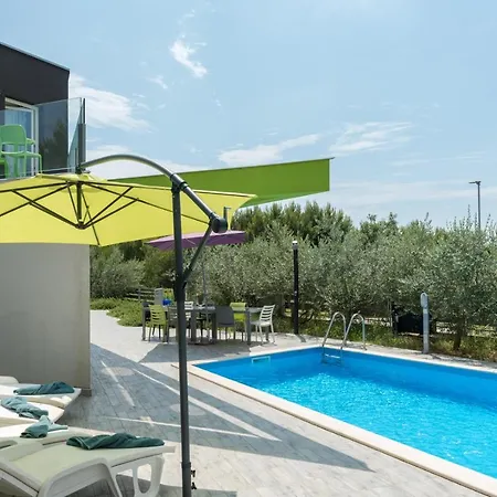 Luxury Nika With Pool Near The Beach, Extra Pool Heating Available Βίλα Μεντουλίν